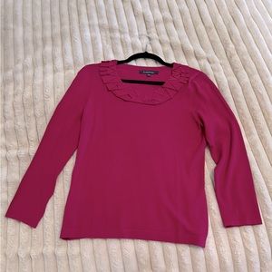 Evan Picone lightweight stylish sweater!